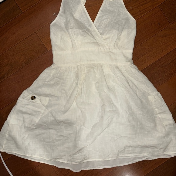 Halter top white/ cream mini dress - Picture 2 of 5